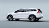 V60 Cross Country � S60 Cross Country. V60 Cross Country � S60 Cross Country