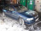 Volvo S40. 