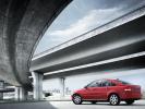 Volvo S40. 