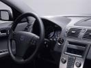 Volvo S40. 